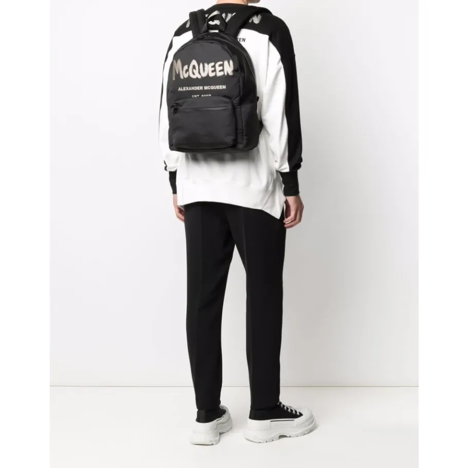 Alexander McQueen Graffiti Bucket Bag & Backpack-Heren Rugzakken