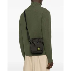 Stone Island Grijze Crossbody Tas met Logo Patch-Heren Tassen