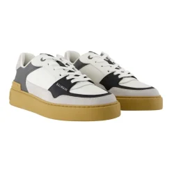 Balmain Grijze Leren Sneakers - B-Court Flip-Heren Sneakers