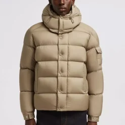 Moncler Korte donsjas met afneembare capuchon-Heren Jassen