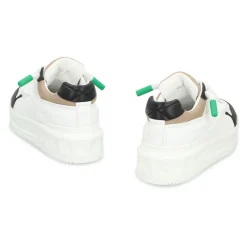 Valentino Garavani One Stud XL Low-top Sneakers-Heren Sneakers